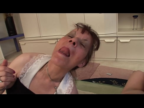 ❤️ To bedstemødre og en bedstefar har en trekant ❤️❌ Fucking video at da.bestsexporno.ru